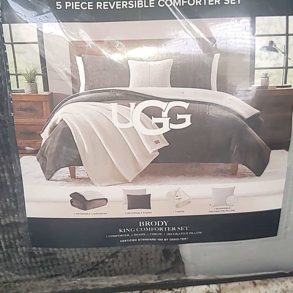 Ugg Brody King Size Comforter Set New With Tags, 5 NWT, 106in-92in